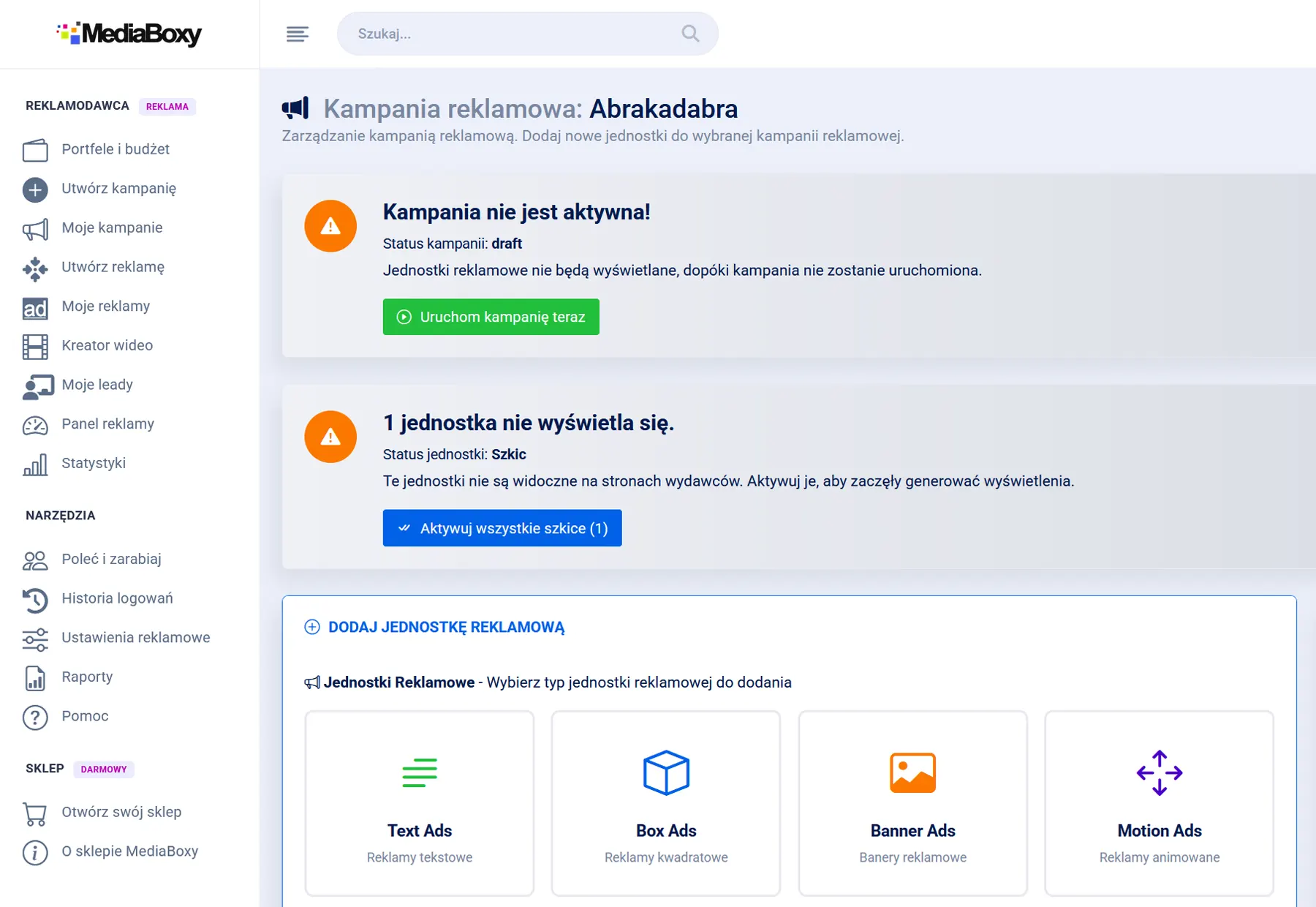 Lista jednostek reklamowych w MediaBoxy ze statusem weryfikacji i aktywacji